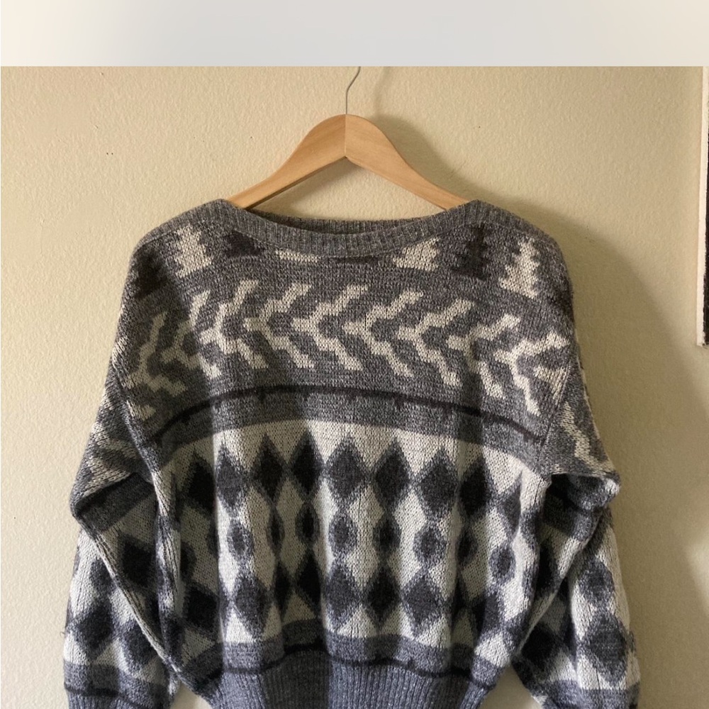 Vintage Gray and White Patterned Mohair Sweater